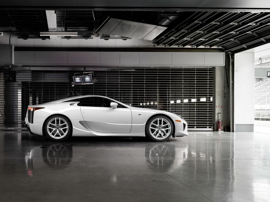  Lexus LF-A 2010 года  (фото 50 из 213)
